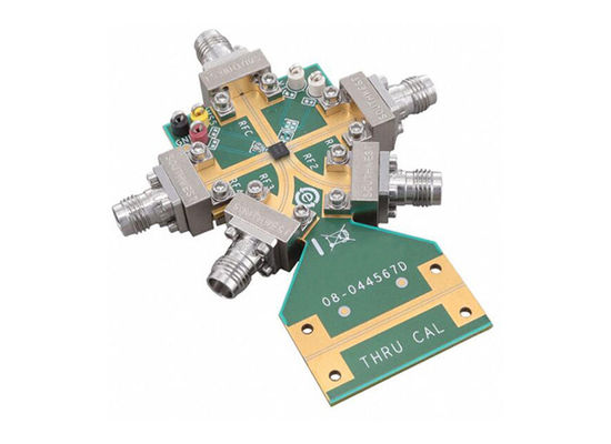ADRF5046-EVALZ Embedded Solutions ADRF5046 SP4T Switch Evaluation Board