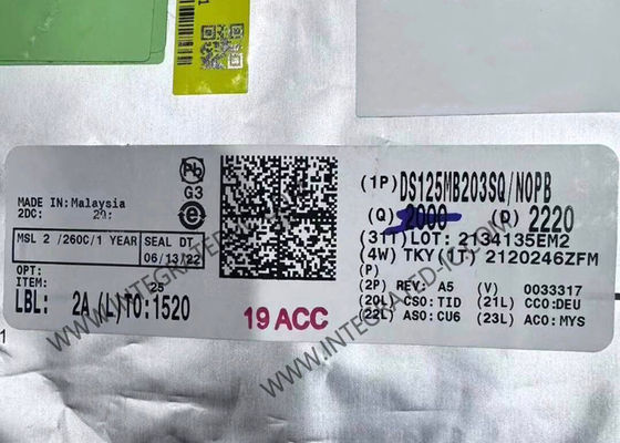 DS125MB203SQ Integrated Circuit Chip 12.5Gbps Dual Port Mux And Fanout Buffer With Equalization And De-Emphasis