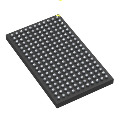 Integrated Circuit Chip LTM4671EY 4 Output 600kHz Switching Voltage Regulators